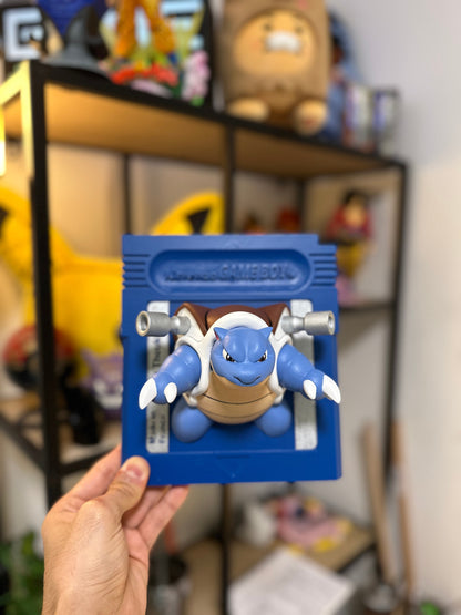 Cartouche Murale Géante Pokémon Bleu Tortank Blastoise - Peinte à la main Œuvre d'Art 3D Unique pour Amateurs de Pokémon