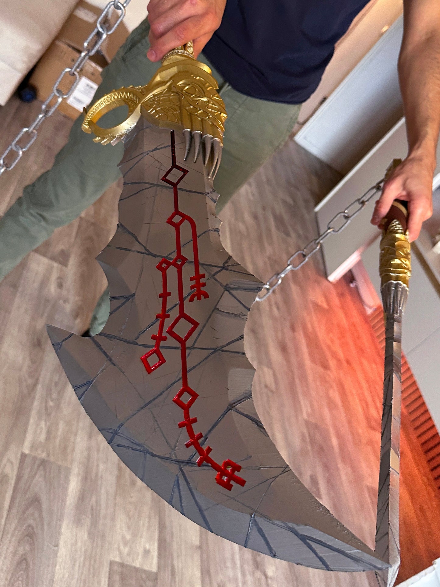 Lames du Chaos de Kratos - Répliques Réelles en 3D avec Chaînes - Cosplay God of War Ragnarok Fait Main